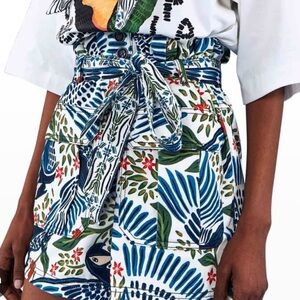 Farm Rio Offwhite Macaw Flight Wideleg Short